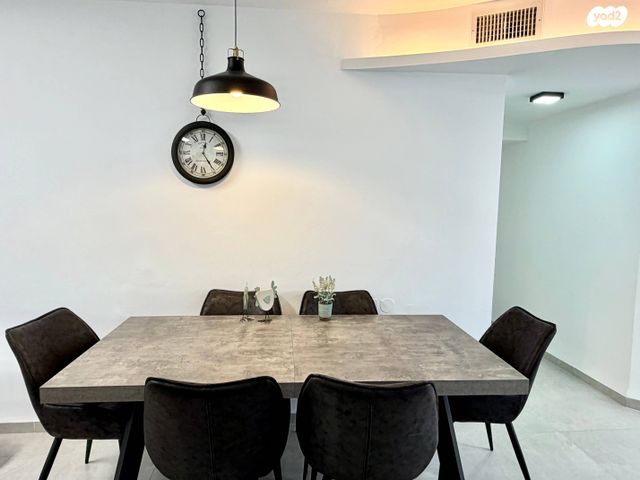 דירה, צבי הרר, גבעת רם, קרית אתא