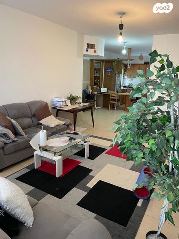 דירה, דוד רמז 21, קרית אתא