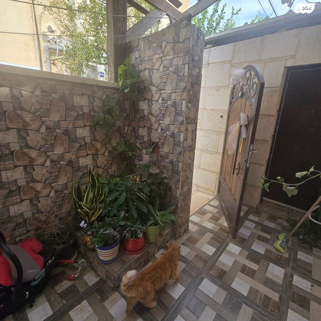 דירת גן, בורוכוב, נווה אביב, עכו