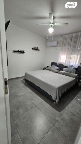 דירה, שמעון דהאן, טבריה