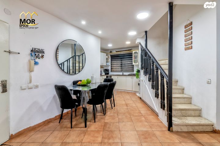 דירה, סחלב, יבנה