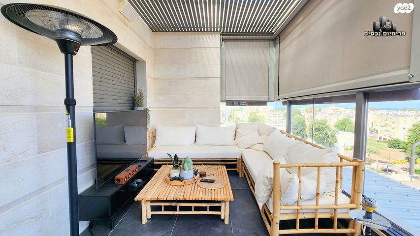 גג/ פנטהאוז, הנשיא, שמעון פרס/ האצטדיון, נהריה