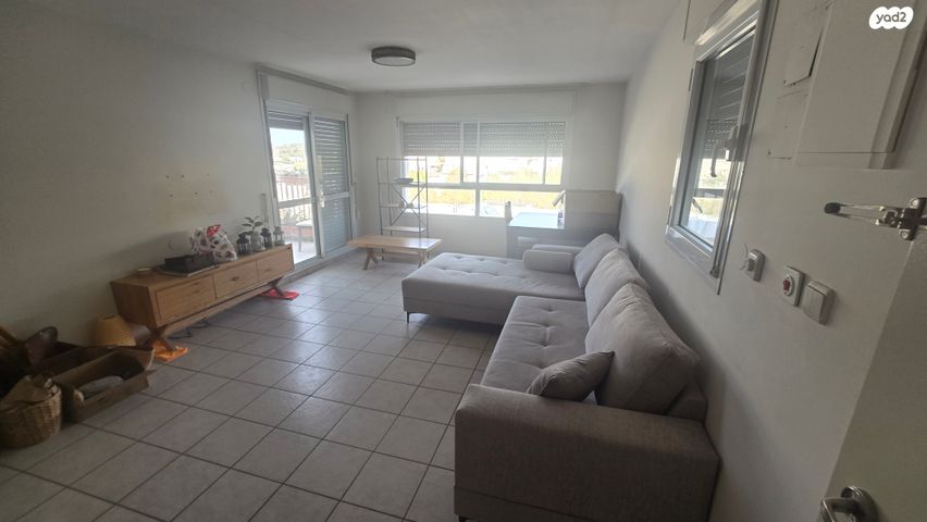 דירה, ישעיהו הנביא, הנביאים, מודיעין מכבים רעות