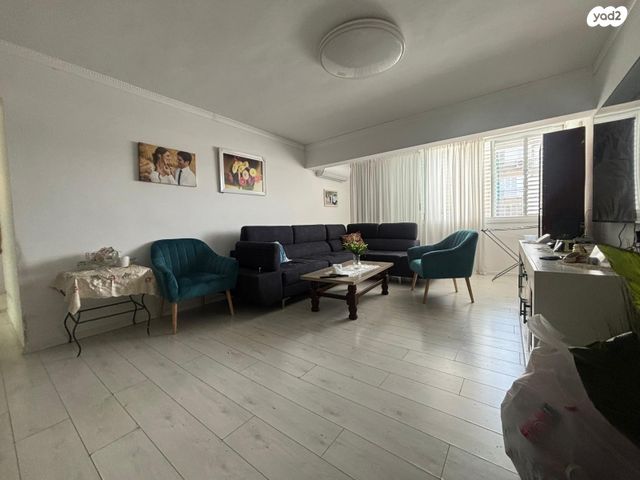 שדרות ההסתדרות 9