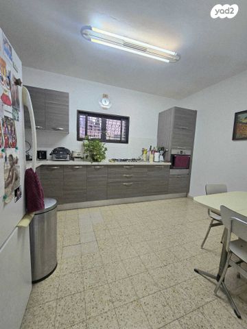 דירה, יוסף פפר 4, תקומה / קרית חזני, פתח תקווה