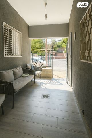 בית פרטי/ קוטג', יצחק שדה, אלי כהן, ירוחם