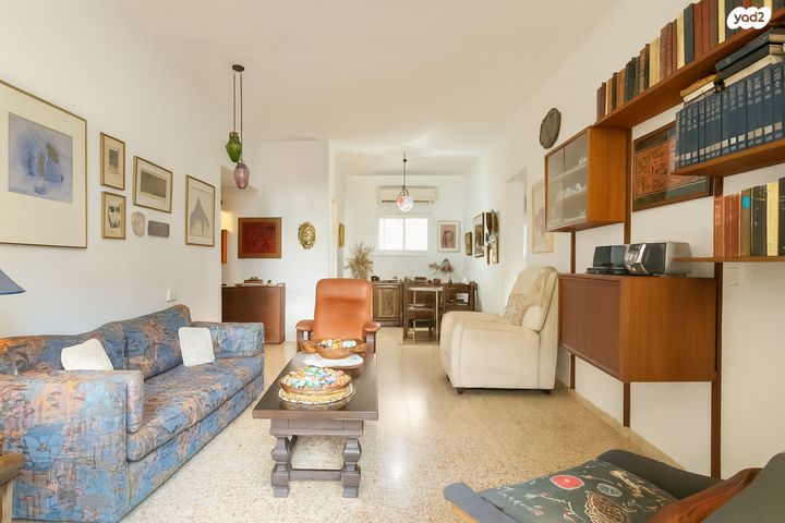 דירה, יהודה גור 12, א' / צפון מזרח העיר, רחובות