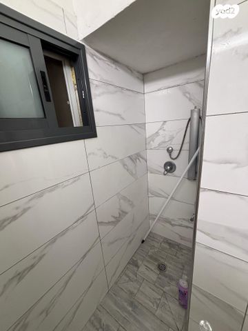 דירה, רמז, מערב ותיק, ראשון לציון