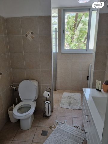 דירה, תבור 1, צוותא א, אלפי מנשה