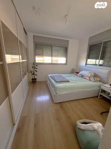 דובה ויצחק שיינפיין 