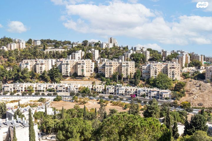 דירה, אליהו בית צורי, ארמון הנציב, תלפיות מזרח, ירושלים