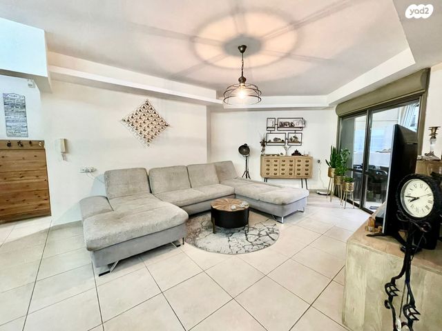 דירה, ד"ר יהודה פרח 8, קרית השרון, נתניה