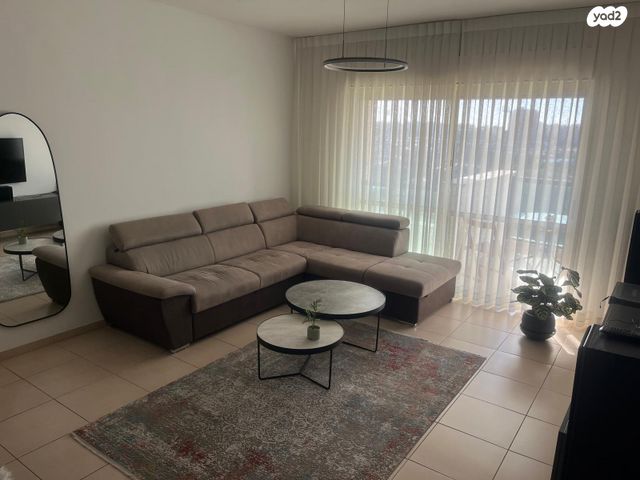 דירה, מגידו, נווה אילן, אשקלון