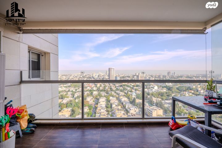 דירה, שדרות ההשכלה 17, ביצרון ורמת ישראל, תל אביב יפו