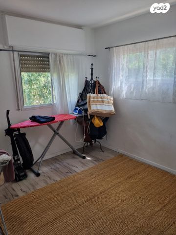 דירה, תבור 1, צוותא א, אלפי מנשה