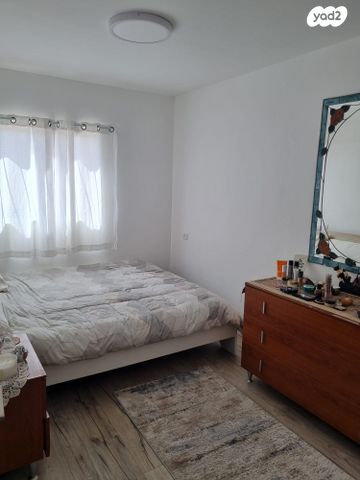 דירה, תבור 1, צוותא א, אלפי מנשה