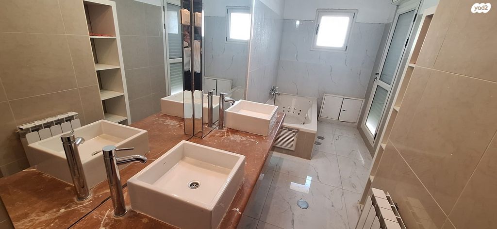 גג/ פנטהאוז, הרב אריה בינה, חומת שמואל, הר חומה, ירושלים