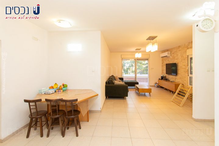 דירת גן, אלברט איינשטיין, אחוזה, חיפה