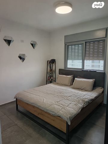 דירה, כליל החורש 9, יצחק שמיר, נהריה