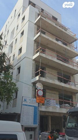 גג/ פנטהאוז, מוסינזון 17, הצפון החדש - כיכר המדינה, תל אביב יפו