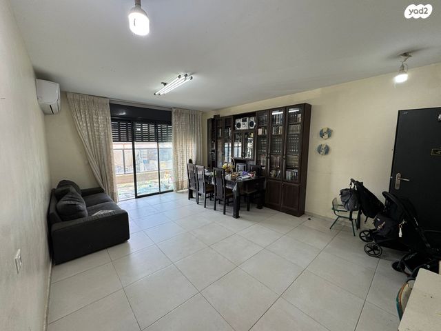 דירת גן, דובב מישרים / רמת בית שמש ד-1, בית שמש