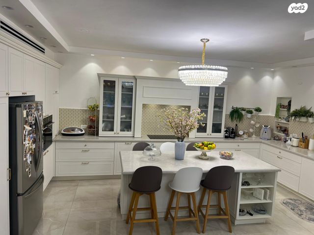 דו משפחתי, תאשור, עפולה