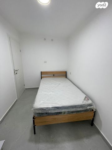 דירה, מבצע עובדה, שכונה ו', באר שבע