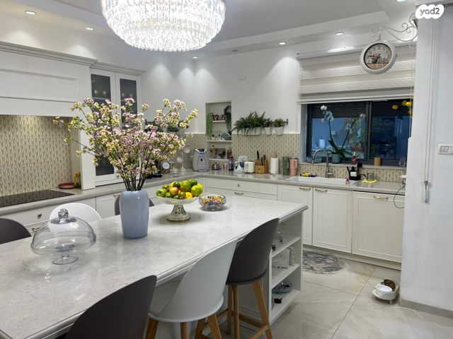 דו משפחתי, תאשור, עפולה