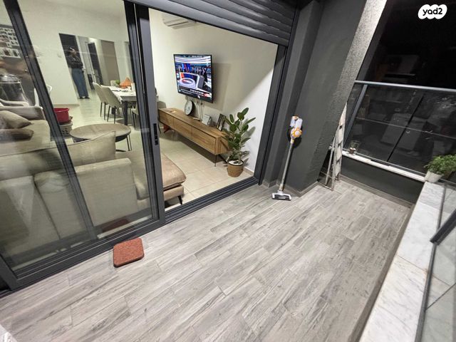 דירה, רמז, מערב ותיק, ראשון לציון