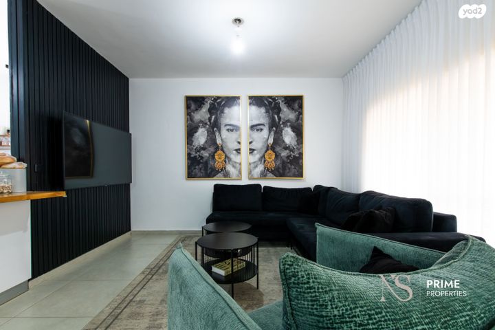 גג/ פנטהאוז, פרופ' עדה יונת 3, השחר, דימונה