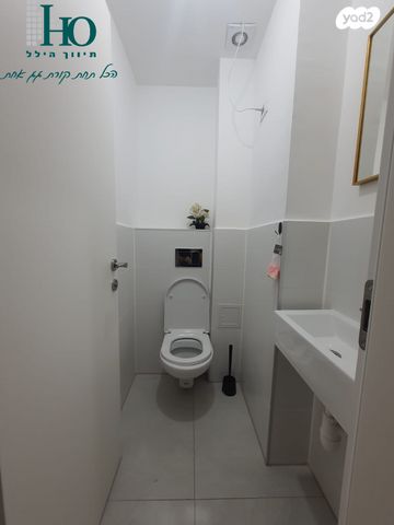 דירה, הכרמל, נאות שז"ר, יבנה