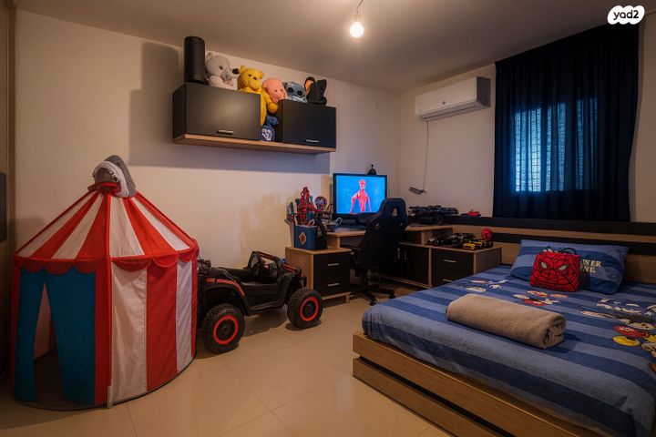 בית פרטי/ קוטג', יצחק שדה, אלי כהן, ירוחם