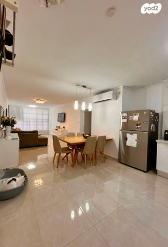 דירה, משה איכילוב, צפון מערב מרכז העיר, נתניה