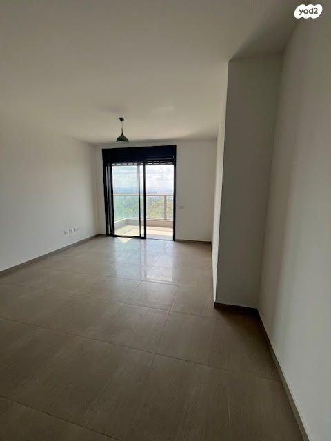 דירה, רועי קליין, קרית קריניצי, רמת גן