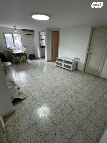 שדרות מאפו 4