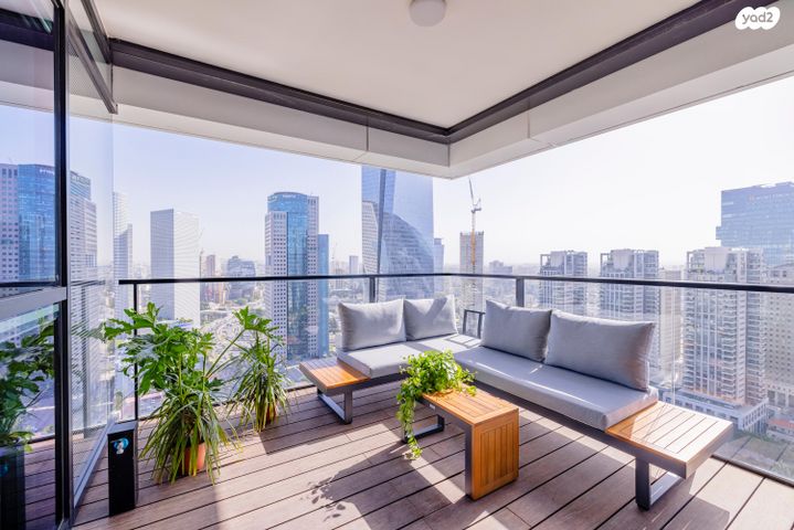 דירה, ליאונרדו דה וינצ'י, גני שרונה, קרית הממשלה, תל אביב יפו