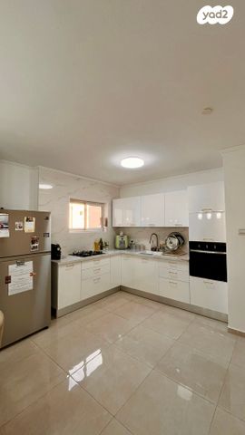 דירה, משה איכילוב, צפון מערב מרכז העיר, נתניה