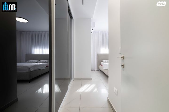 דירה, יעקב דורי, נאות שמיר, רמלה