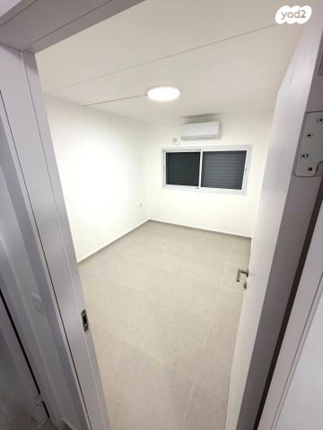 דירה, הרימון, כרמיאל