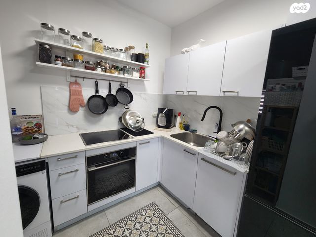 דירה, תל צבי, מרכז פרדס חנה, פרדס חנה כרכור