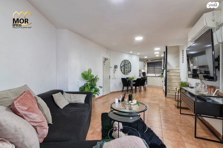 דירה, סחלב, יבנה