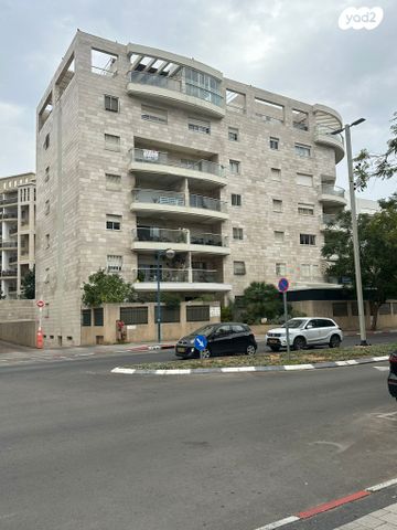 הדר המושבות הותיקה / אם המושבות הותיקה