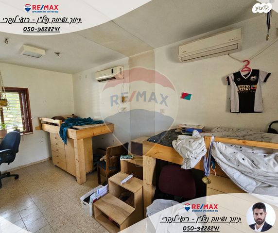 דו משפחתי, מעוז חיים