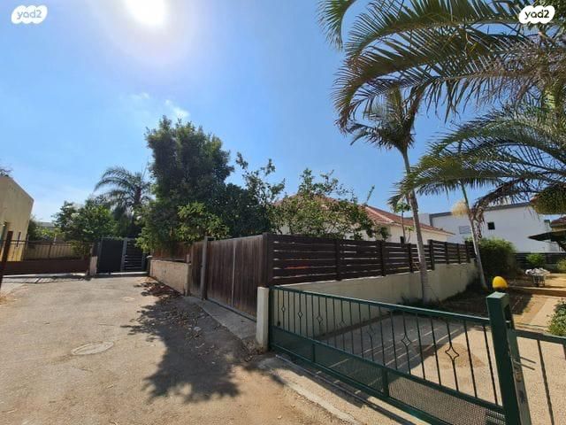 בית פרטי/ קוטג', האתרוג 14, ברנדייס, חדרה