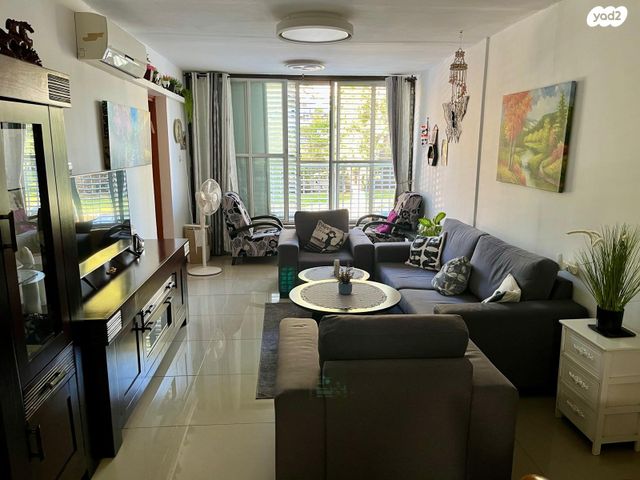 דירה, מחרוזת, יפו ד', גבעת התמרים, תל אביב יפו