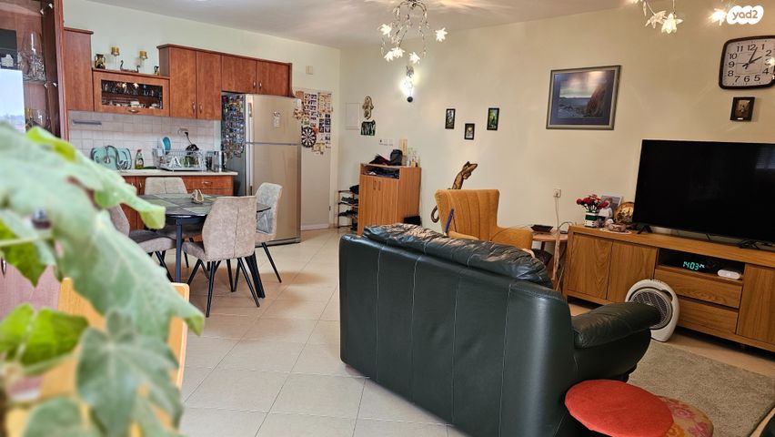 דירה, הרב חיים פינטו, קרית מלאכי