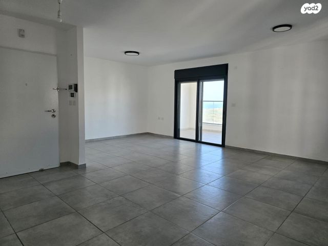 דירה, גבעת אולגה, חדרה