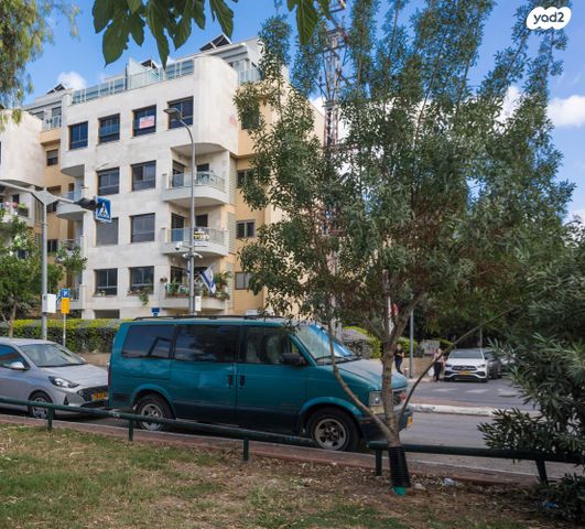 דירה, הרב קוסובסקי, בבלי, תל אביב יפו