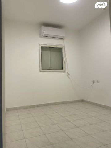 דירה, כפר גלעדי, פלורנטין, תל אביב יפו