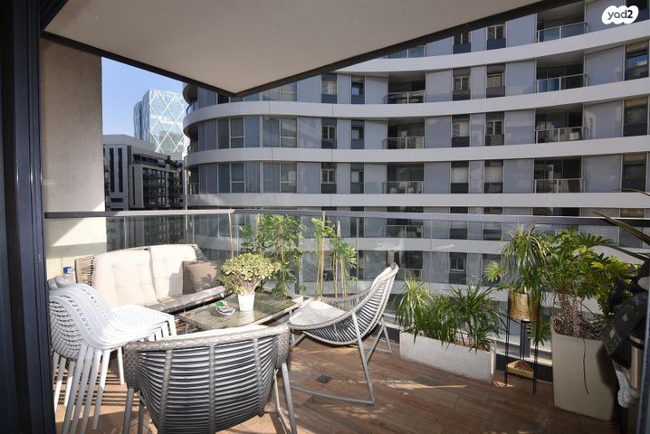 דירה, קרליבך 4, גני שרונה, קרית הממשלה, תל אביב יפו